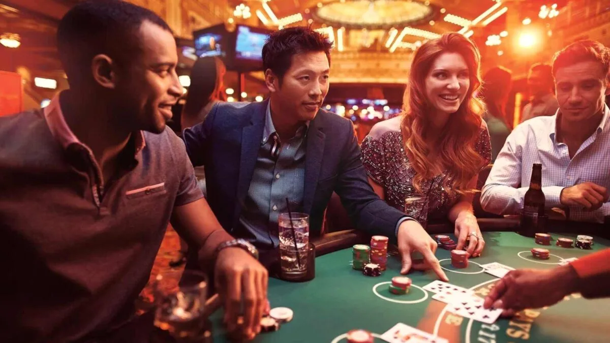 Online casinos have changed the way people experience gambling. But while digital slots and virtual tables are fun, some players miss the authentic feel of real casinos. That’s where live dealer casinos come in.